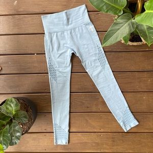 Gymshark Seamless Leggings (Women’s Size Medium)